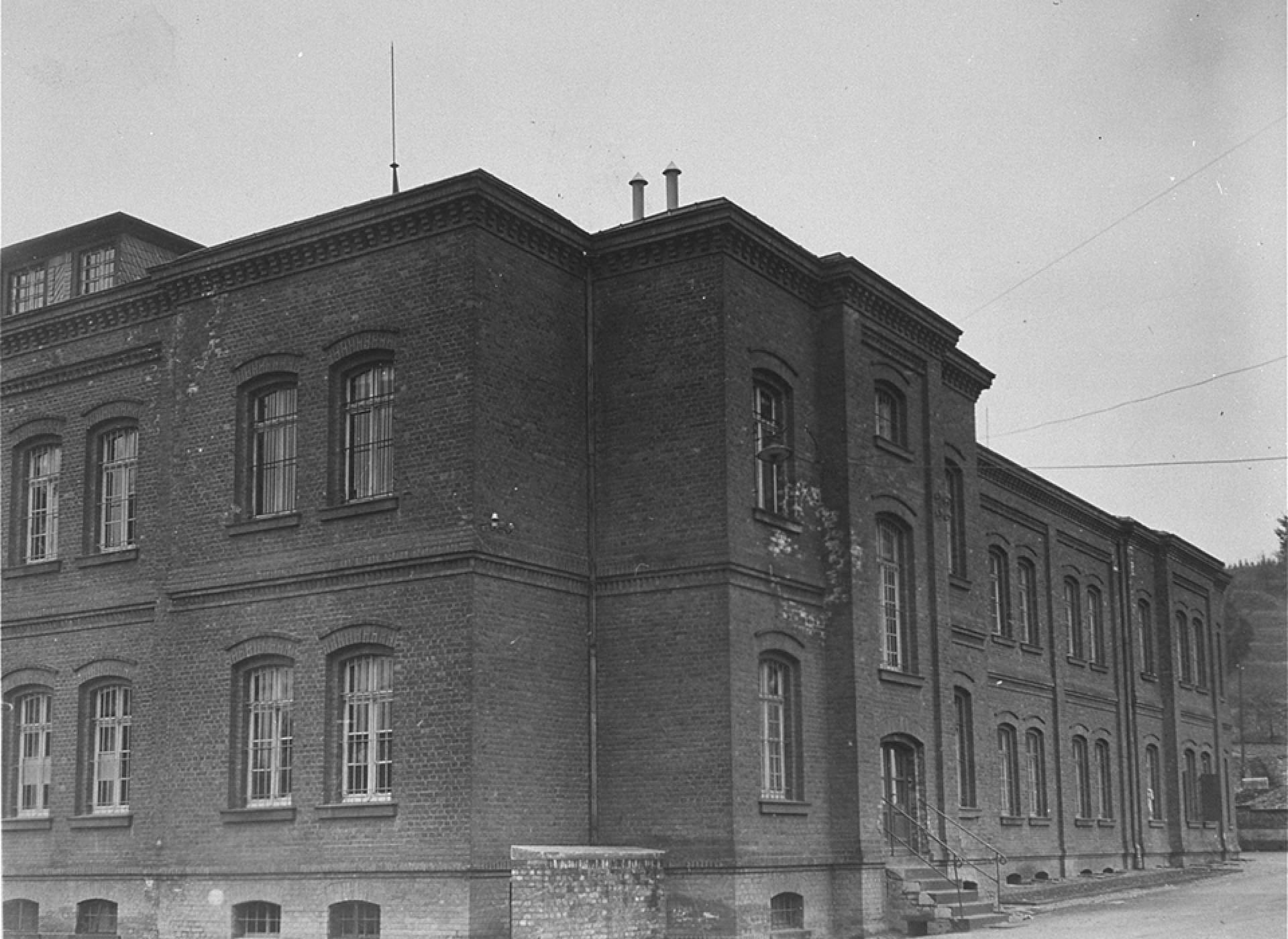 American Soldiers Uncover Medical Mass Murder at Hadamar